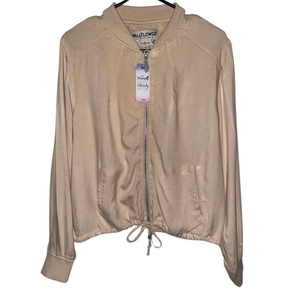 Wallflower Jackets & Blazers - NWT - Wallflower Zipper Jacket With Drawstring and Pockets Casual Beige Jacket